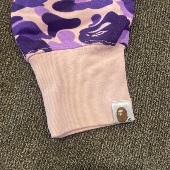 Lavender Bape hoodie - Picture 6 of 9